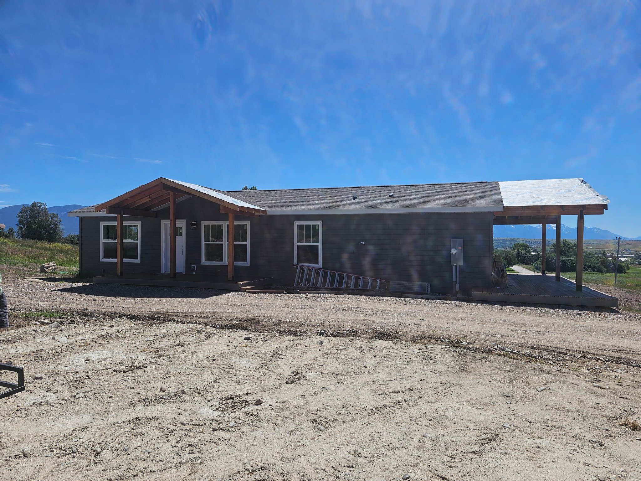 Polson House: 41588 Baypoint Rd