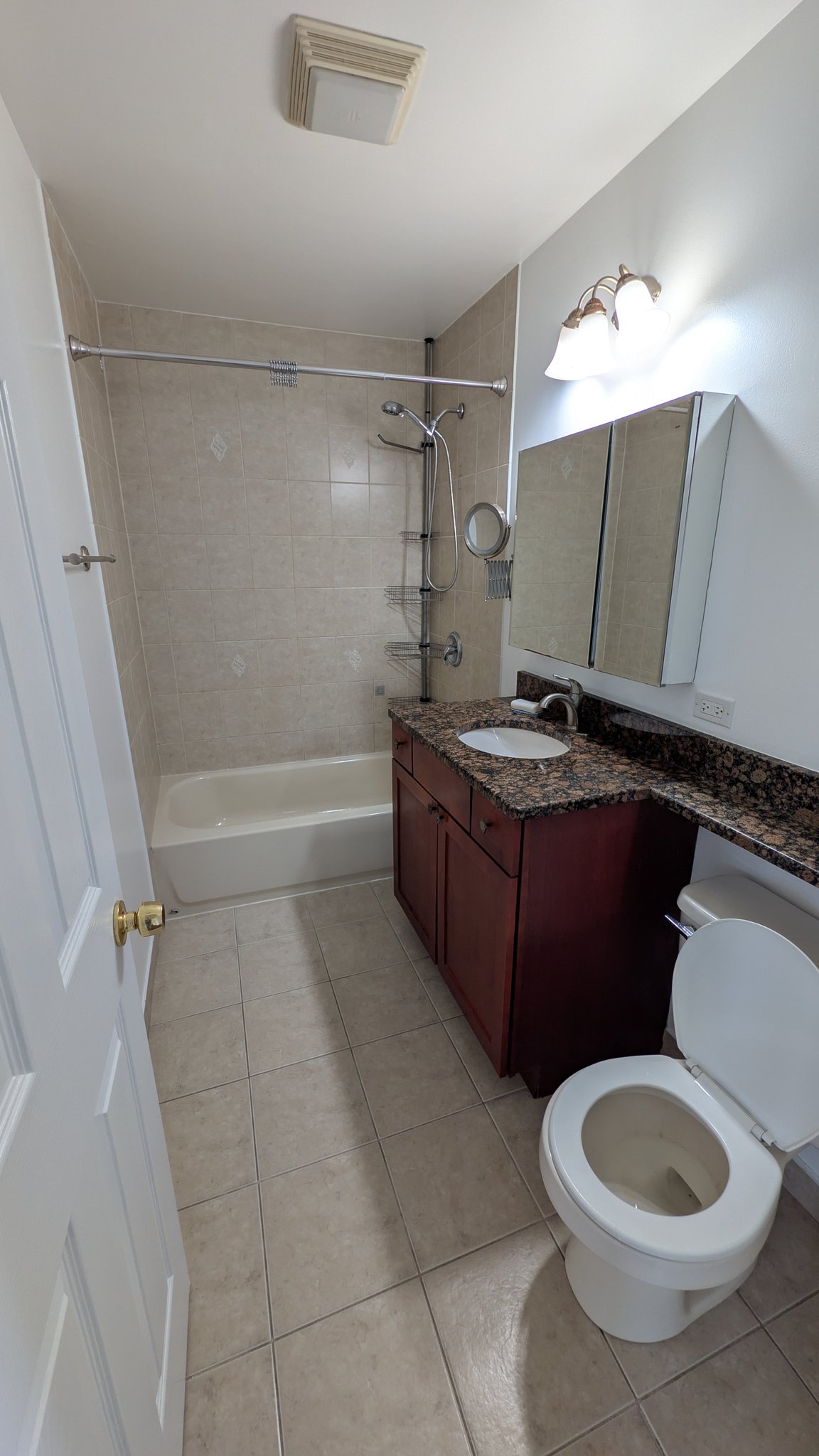 Chicago Condo: 2654 W Rascher Ave