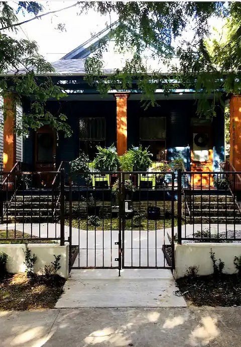 New Orleans House: 1024 Philip Street