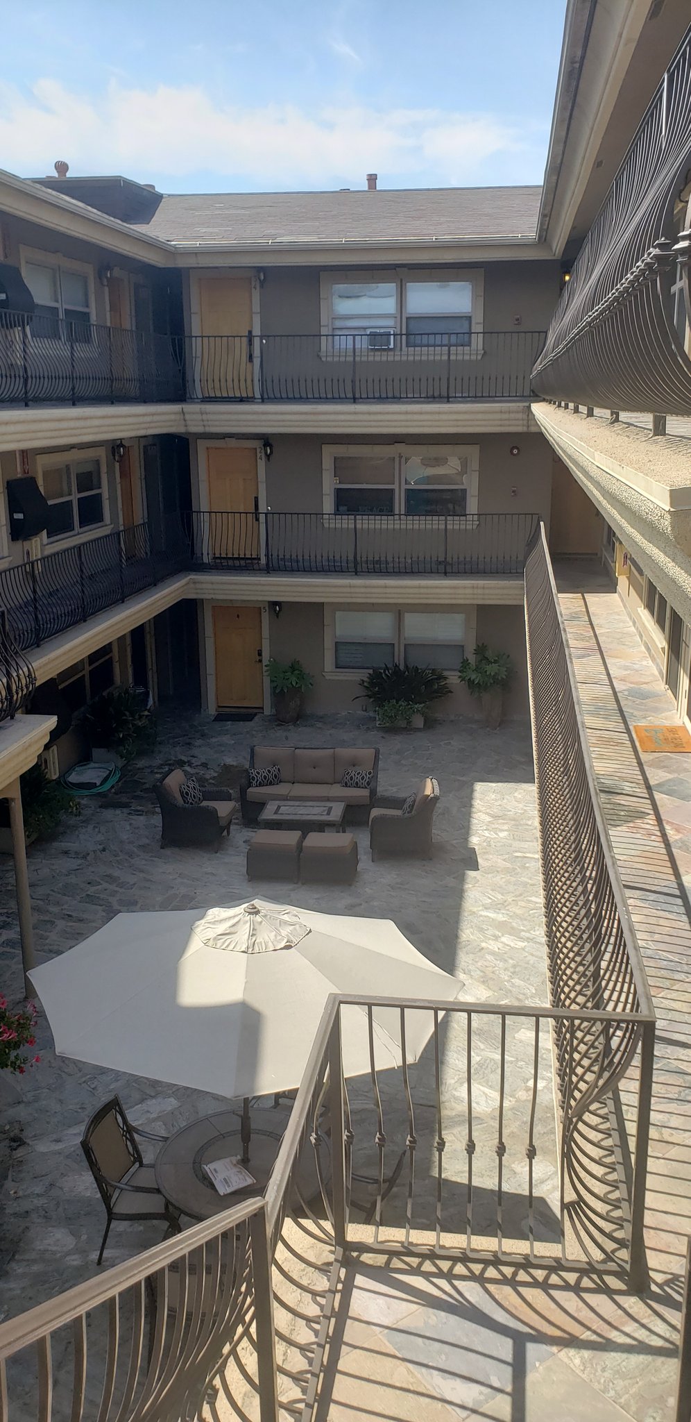 San Diego Condo: 1049 Felspar St