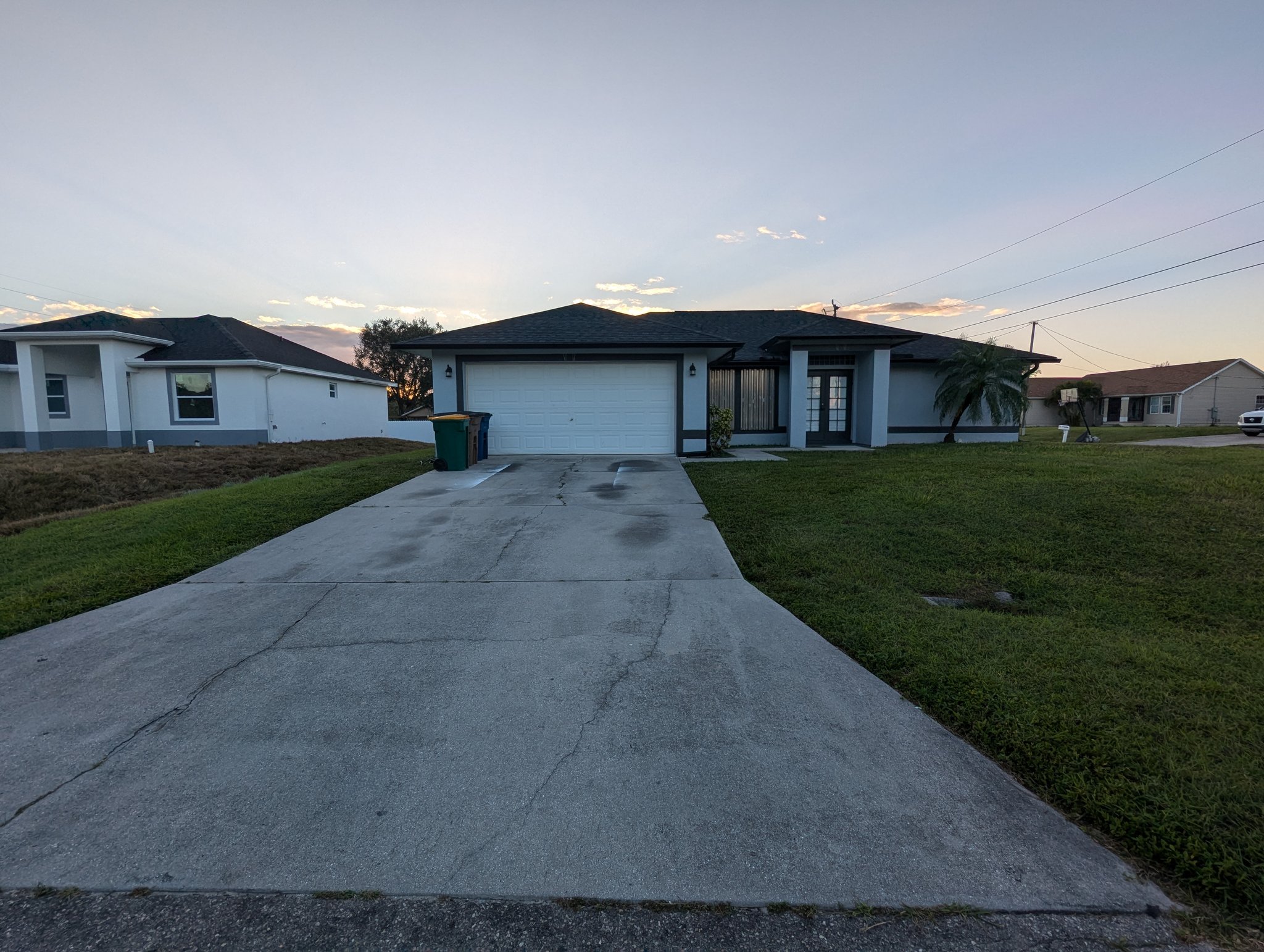 Lehigh Acres House: 105 Terry Ave N
