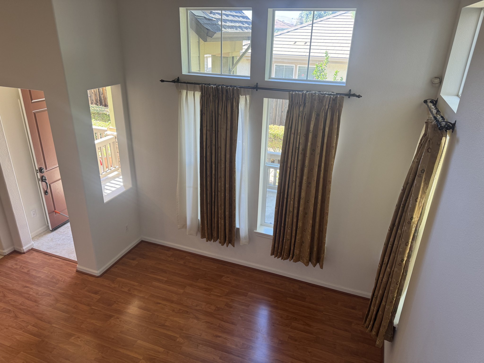 Fremont Townhome: 449 Pariso Ter