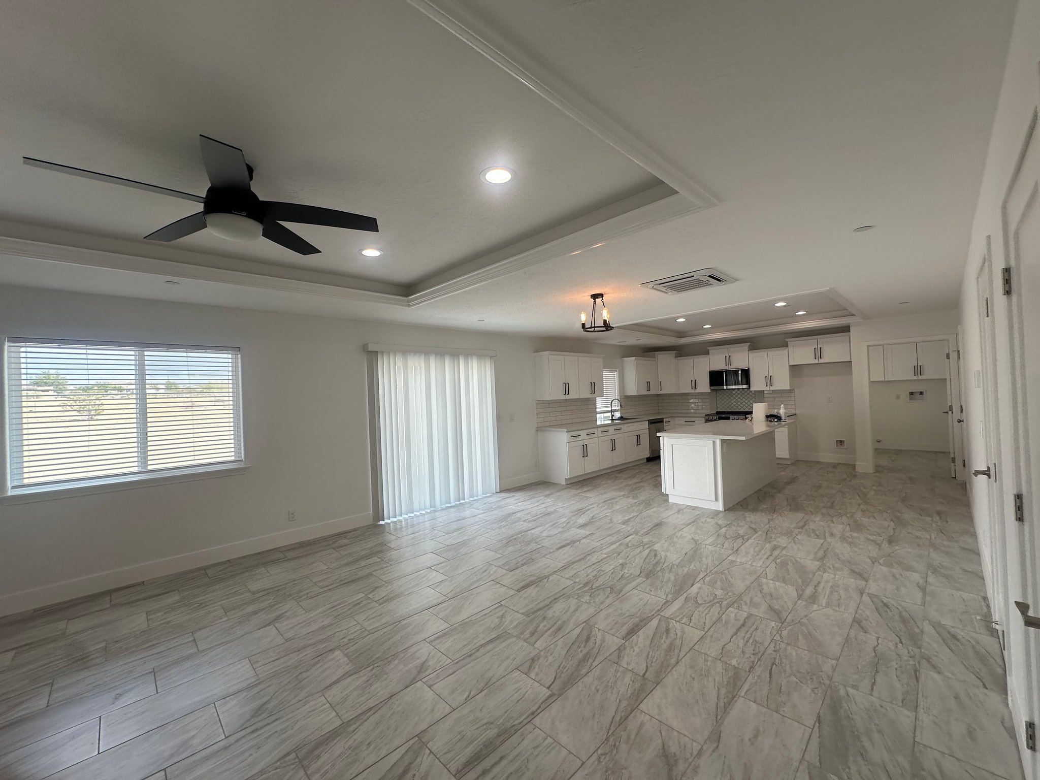 Oro Grande House: 24445 National Trails Hwy