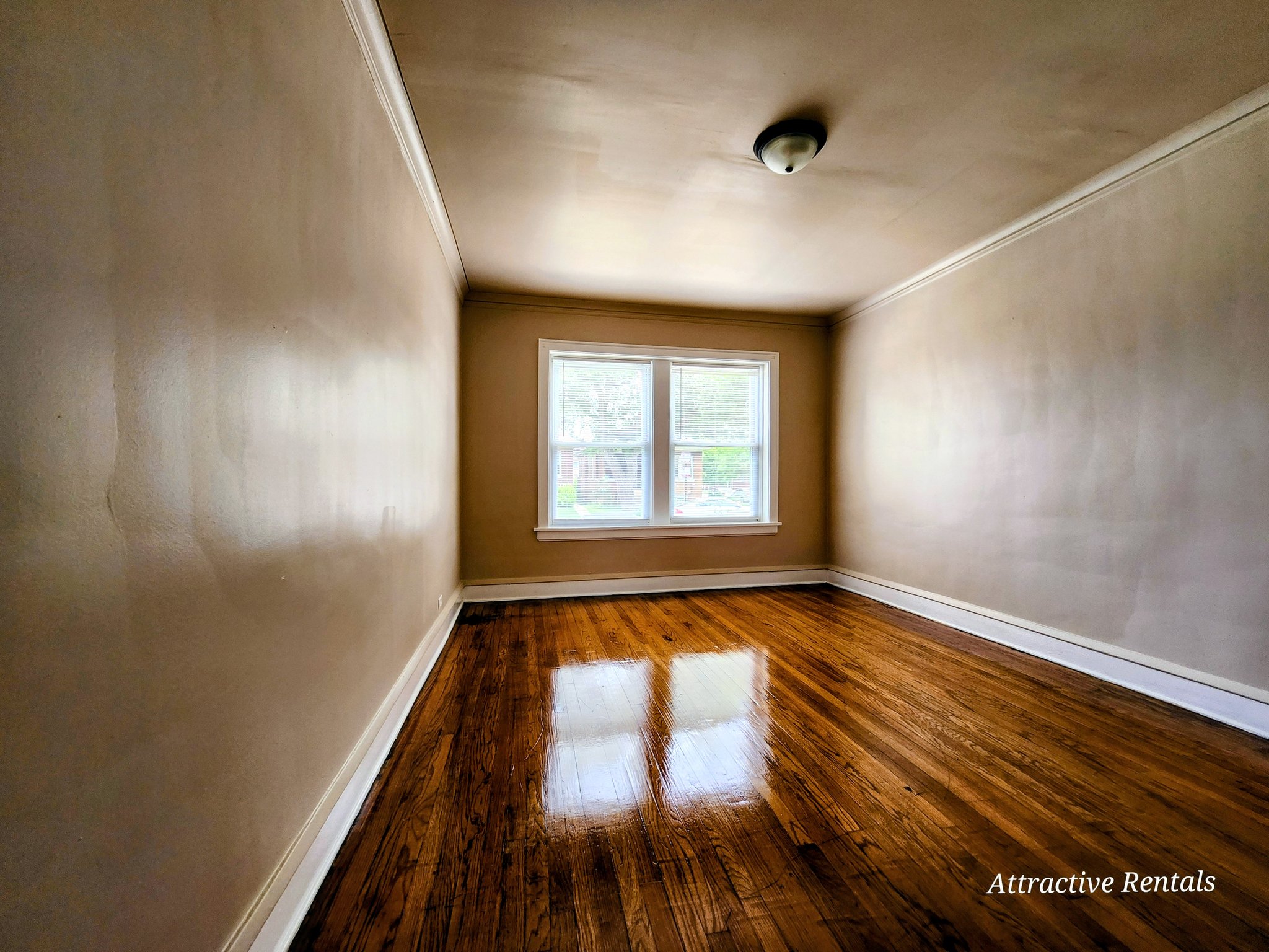 Chicago Apartment: 1054 S Mason Ave