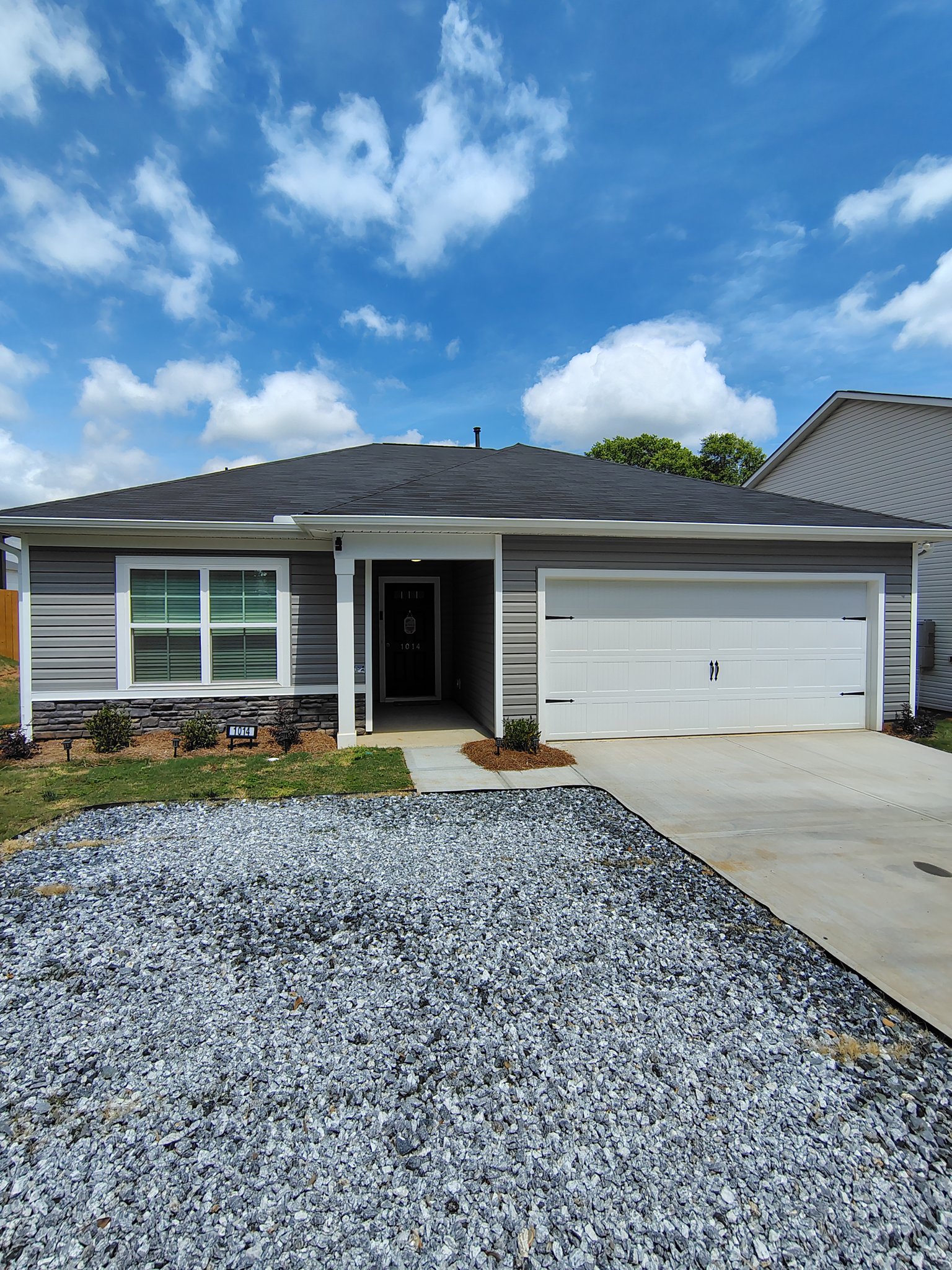 Greenville House: 1014 S Welcome Rd