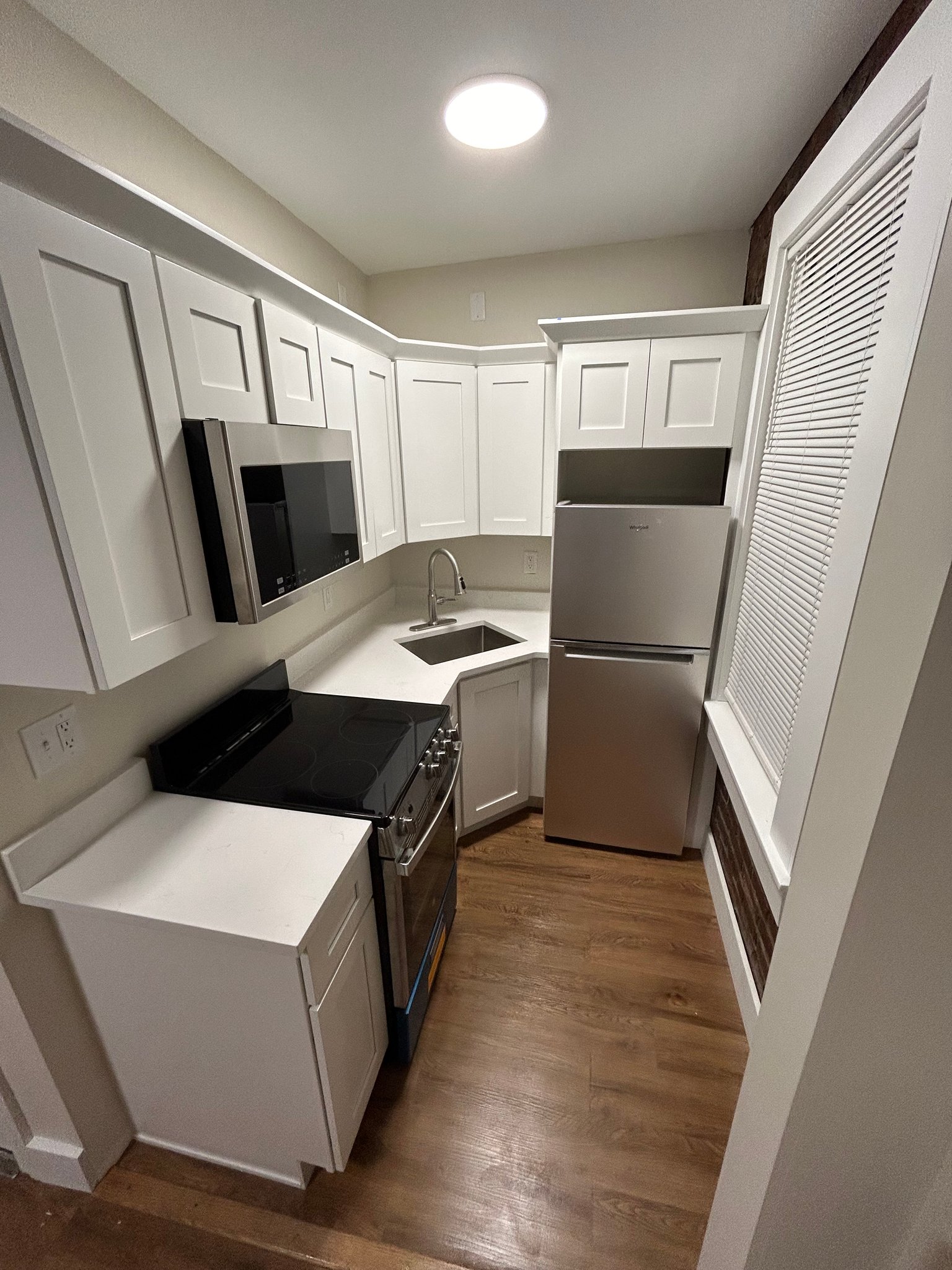 Manchester Apartment: 9 Eldridge St