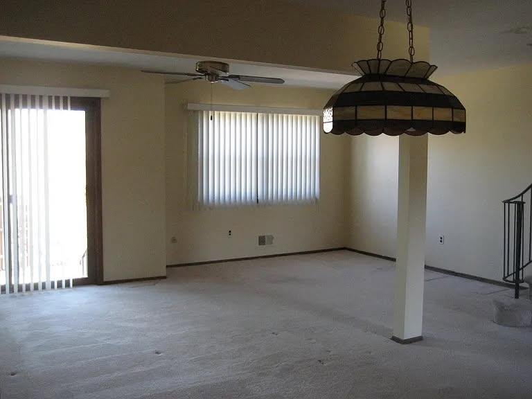 Hillsborough Townhome: 824 Victoria Ct