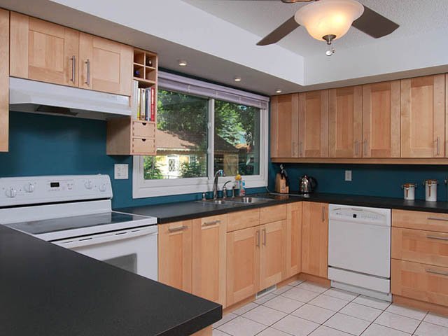 Bloomington House: 8526 Emerson Avenue South