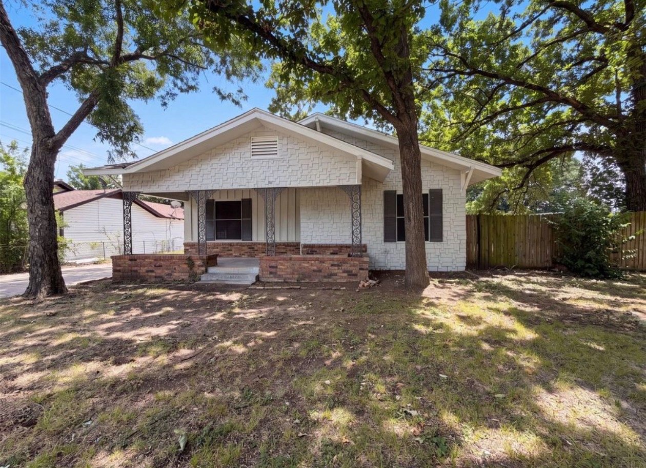 Fort Worth House: 5109 Malinda Ln S