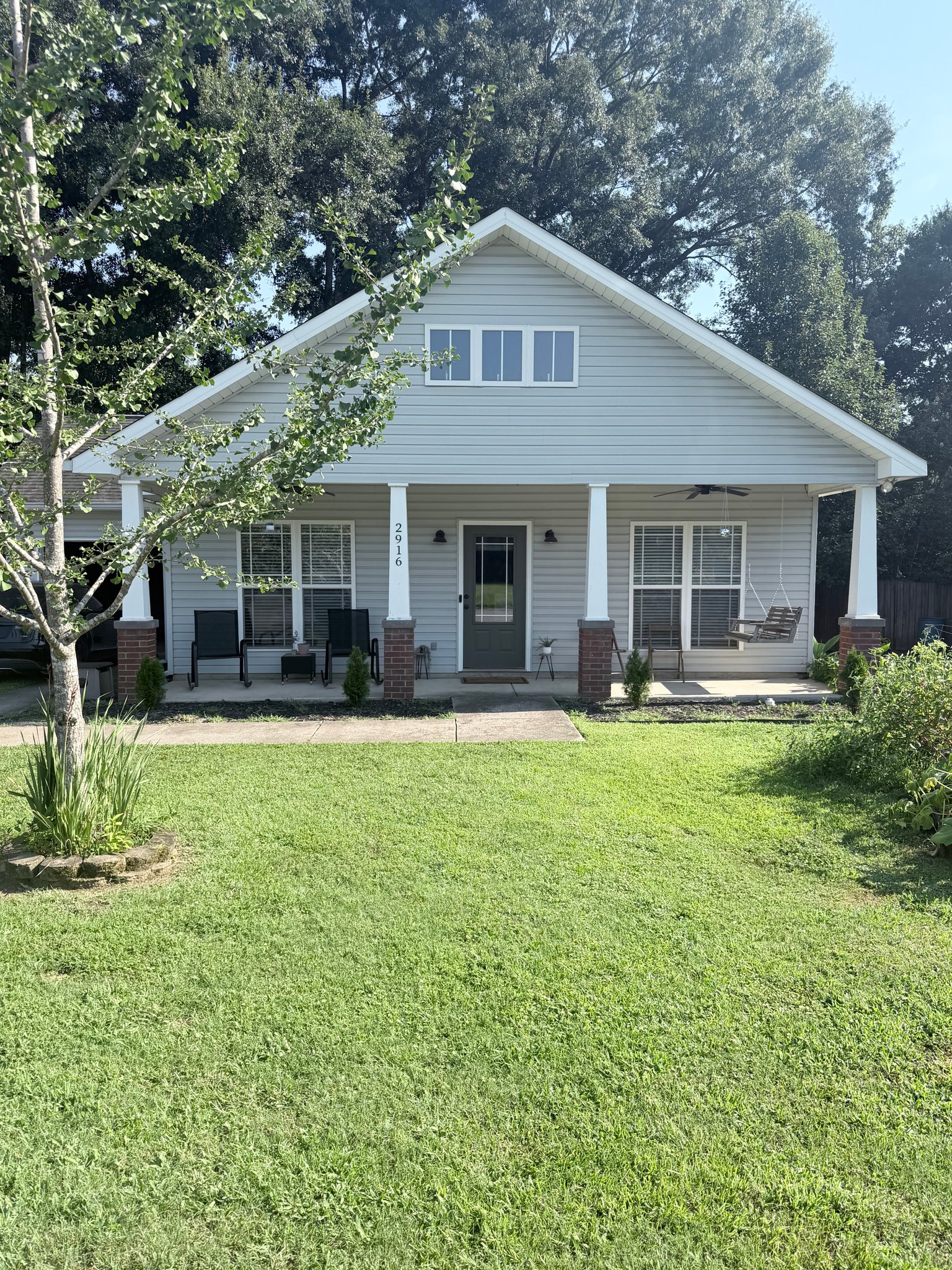 Northport House: 2916 Cameo Way