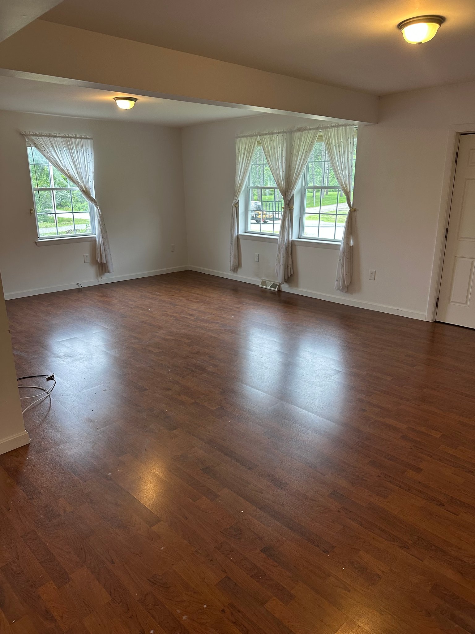 Auburn House: 1193 Turner St