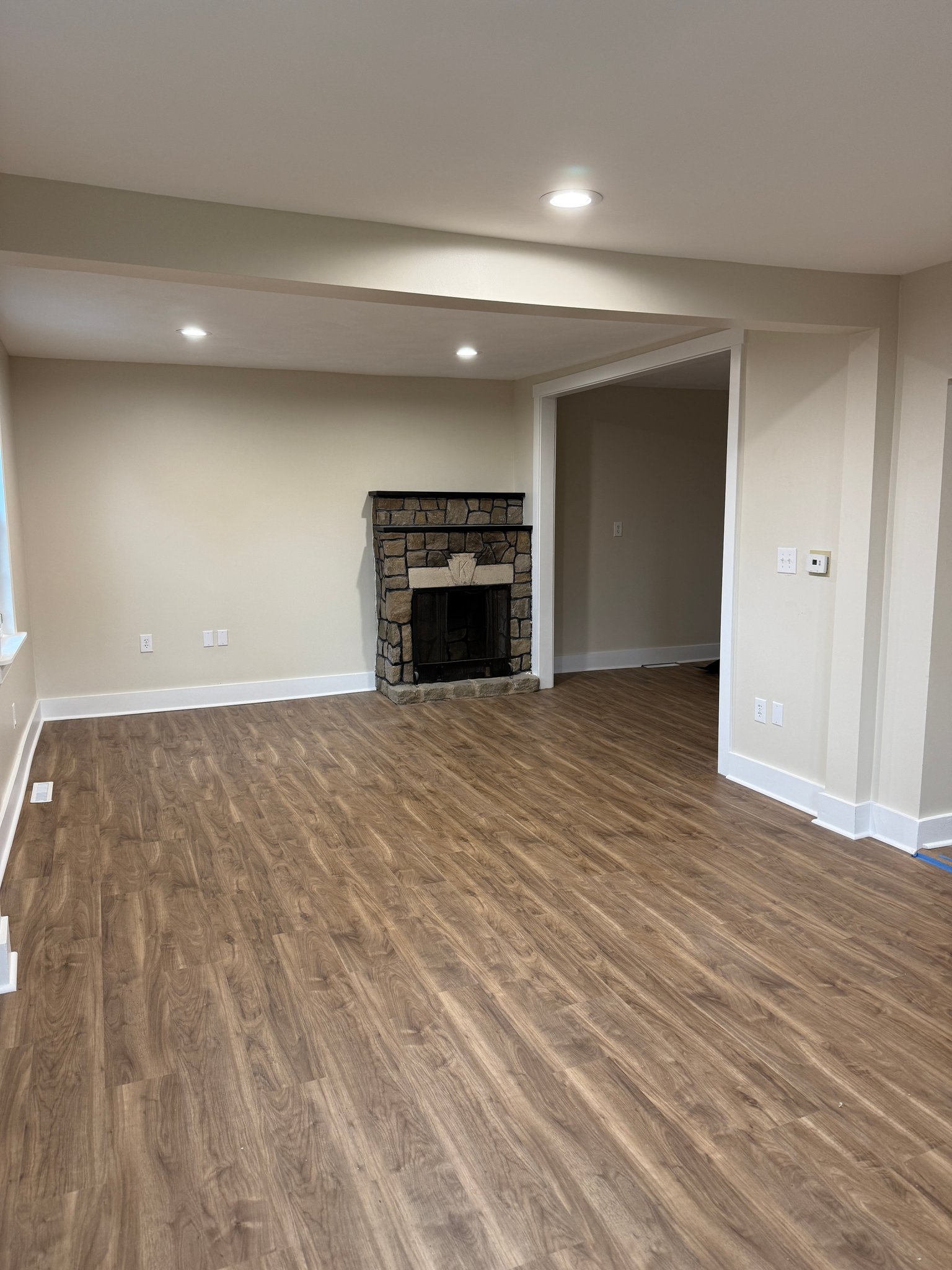 Derry House: 305 Crusher Way