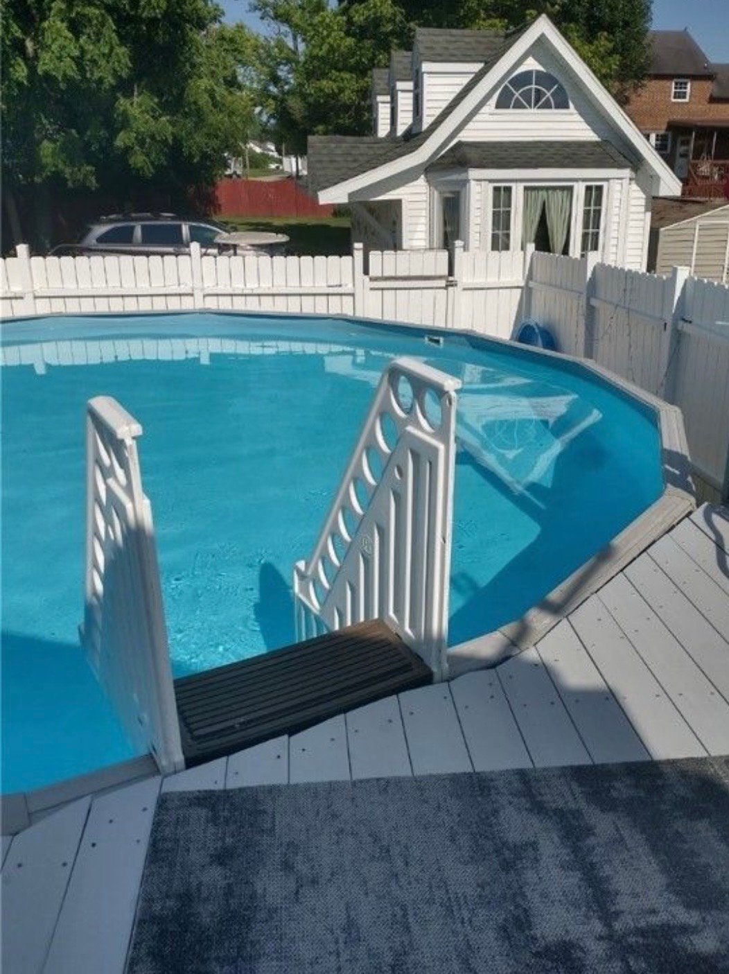 Point Pleasant House: 3216 Howard Ave