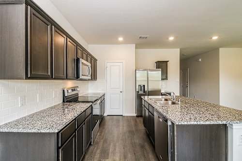 Heath House: 3033 Glazner Dr