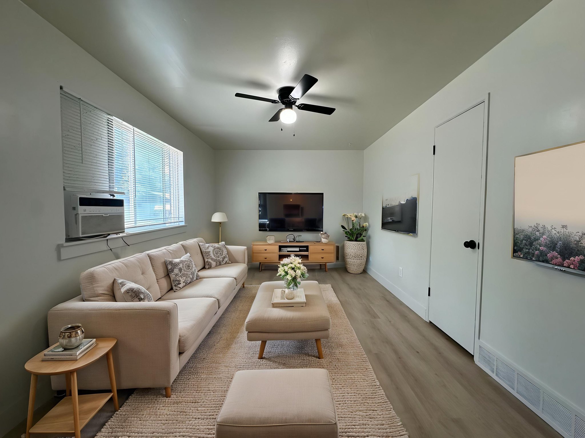 South Salt Lake Condo: 3440 S 200 E