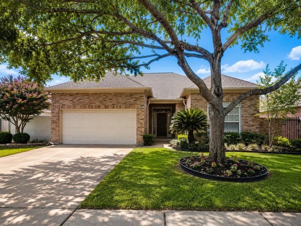 Katy House: 1414 Caravelle Ct