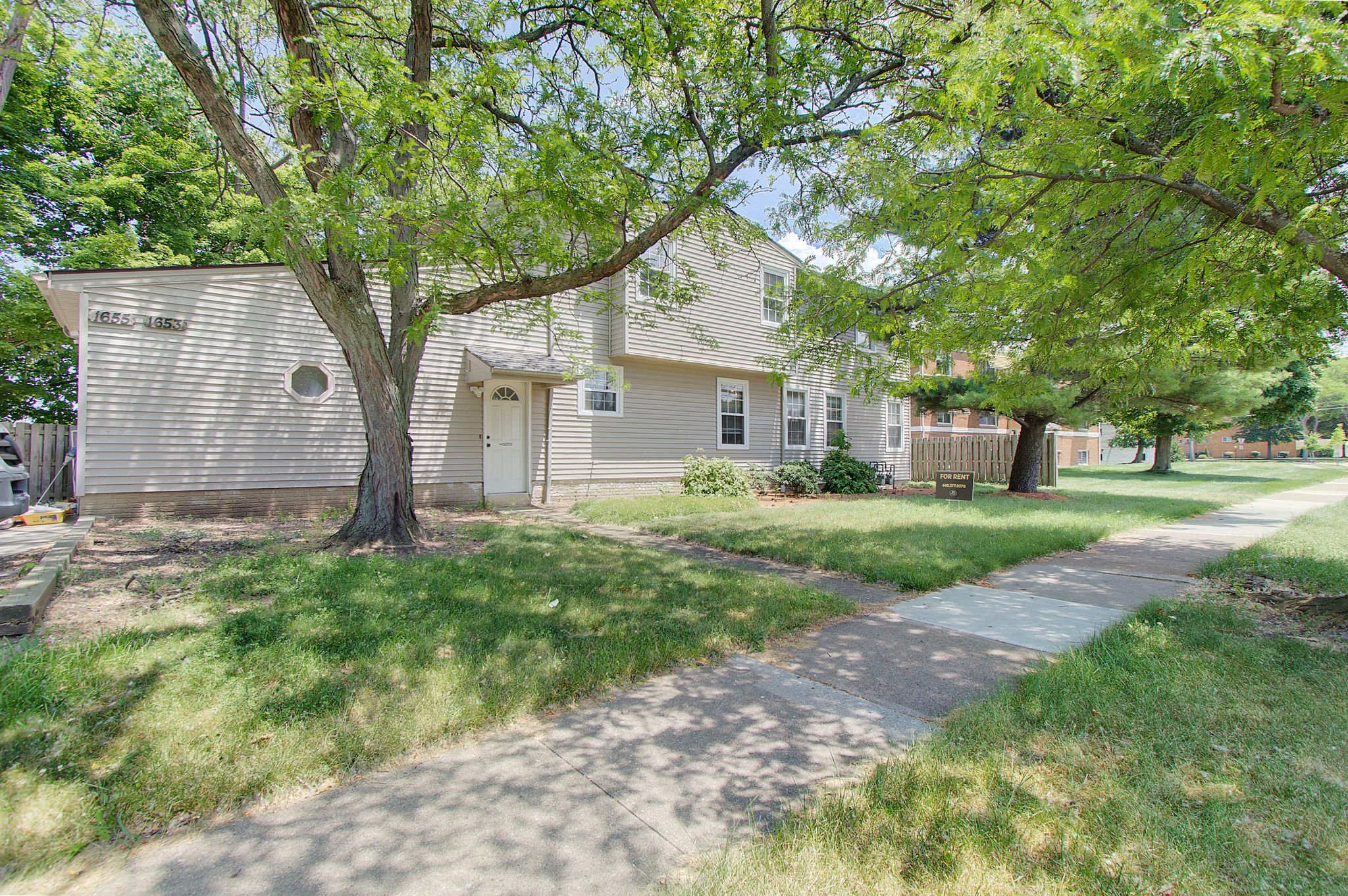 Rocky River Townhome: 1653 Southbend Dr