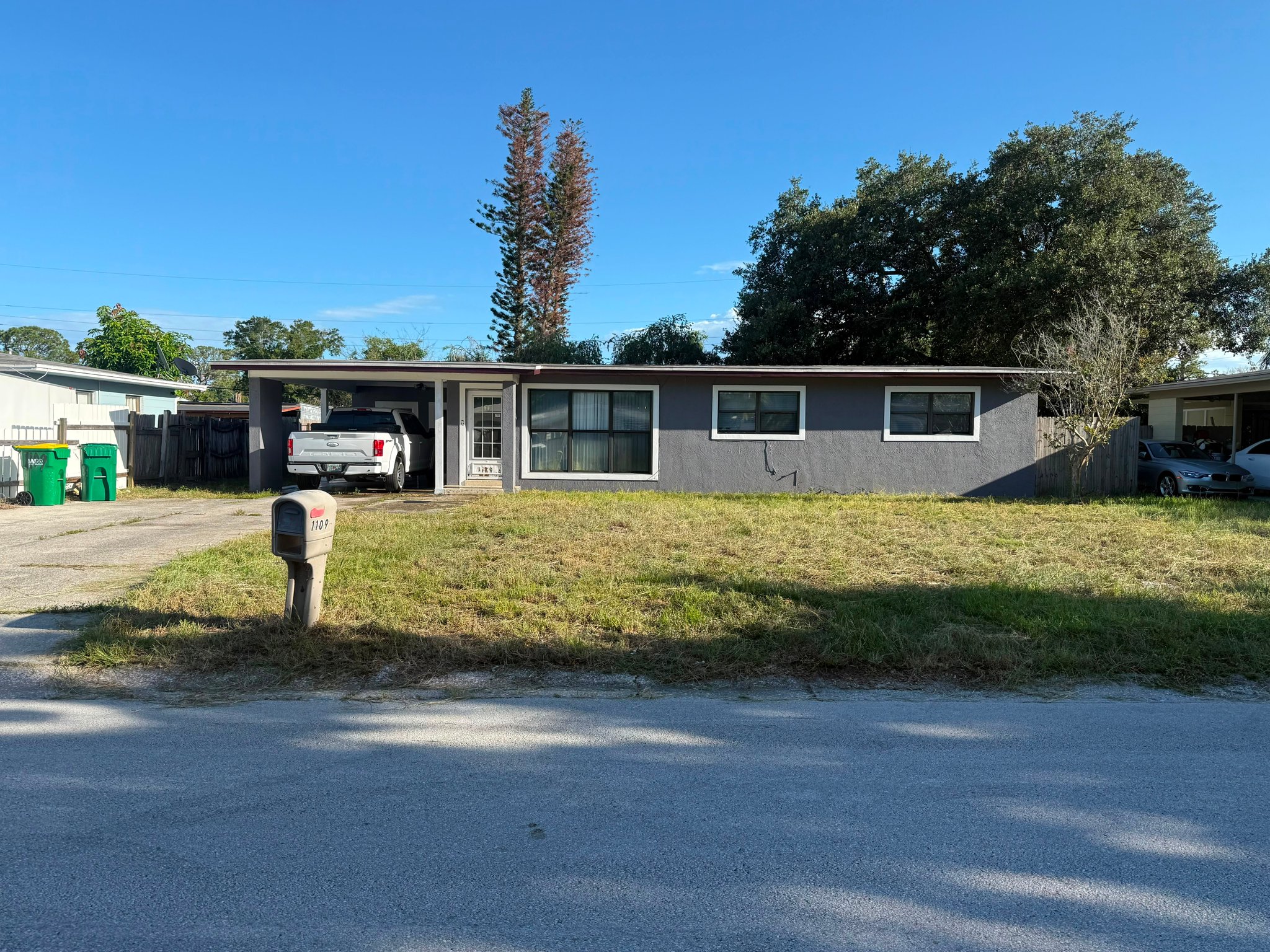 Cocoa House: 1109 Willow Ln