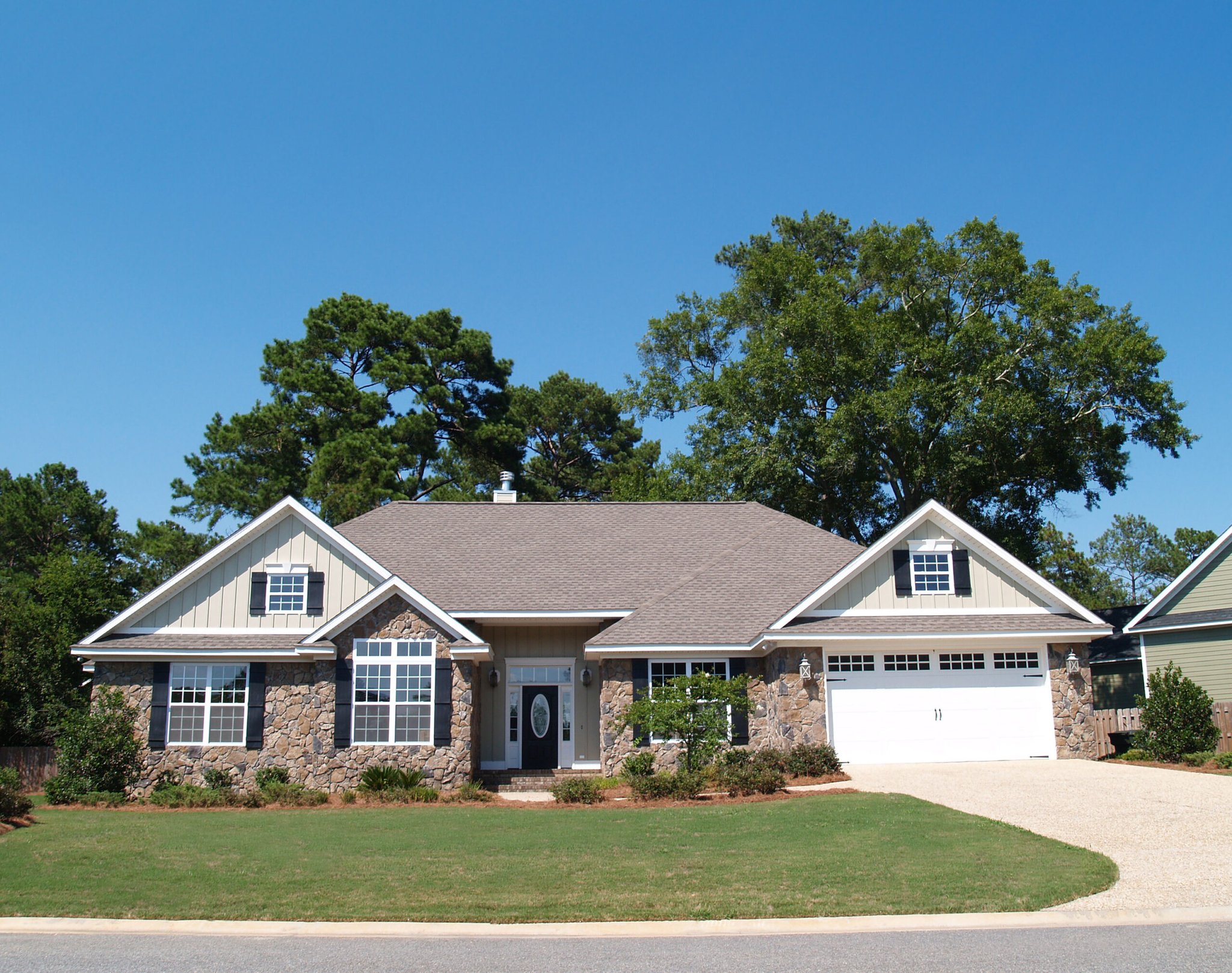 LANCASTER Single Room: 3639 E Jackson CT