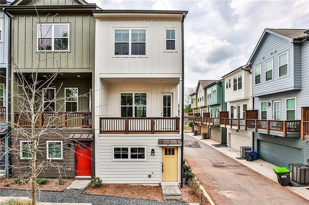 2 Bedroom Townhome – 59 Adore Ct SE, Atlanta, GA 30315