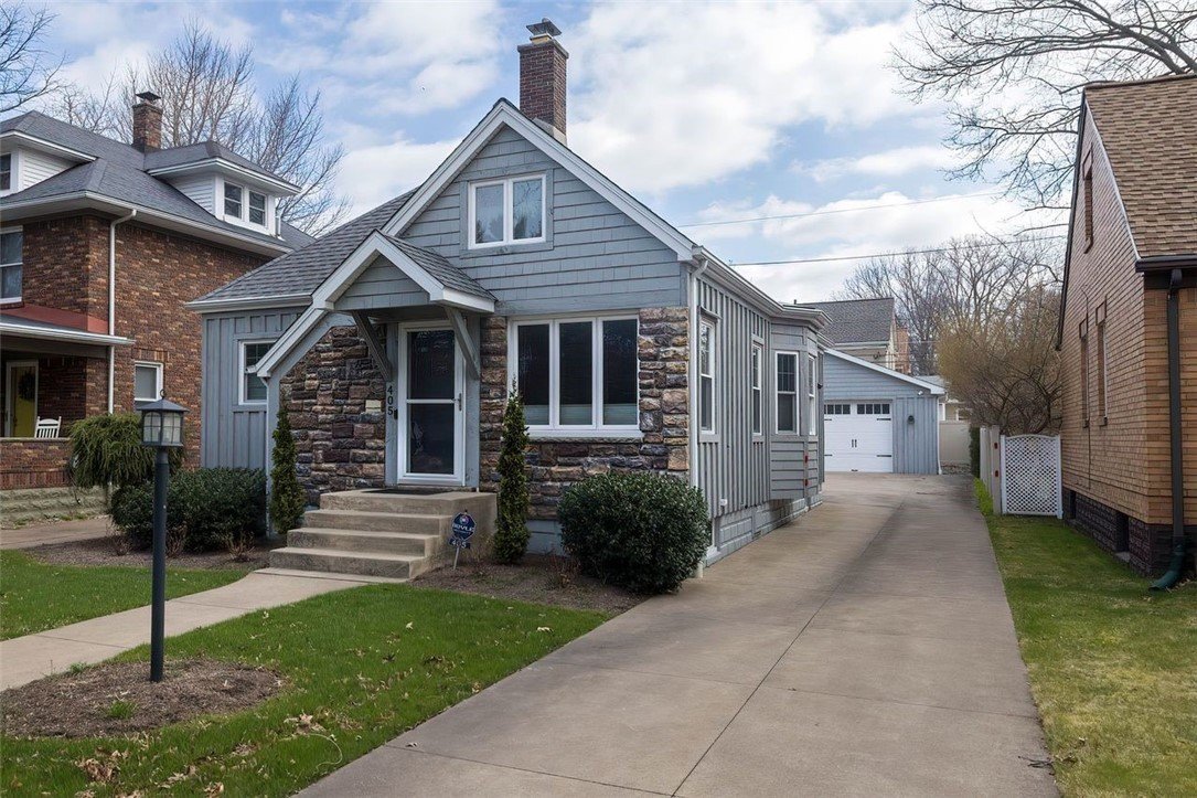 Erie House: 405 Shenley Dr
