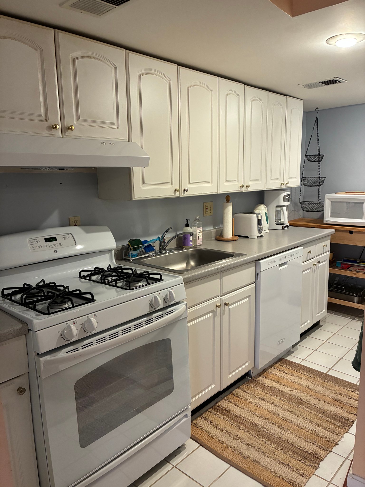 Washington Multiplex: 436 6th Street NE