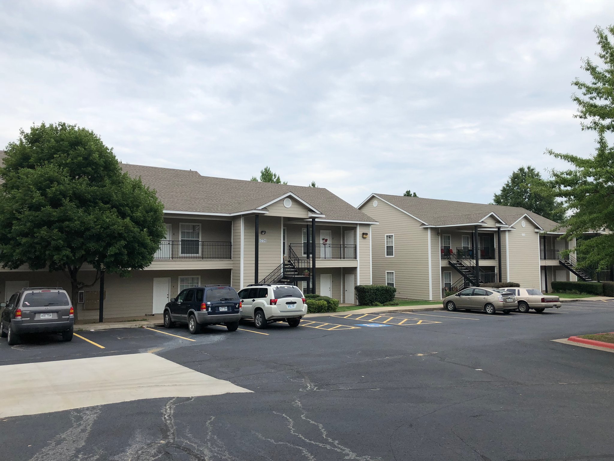 Fayetteville Apartment: 1786 N Gregg Ave