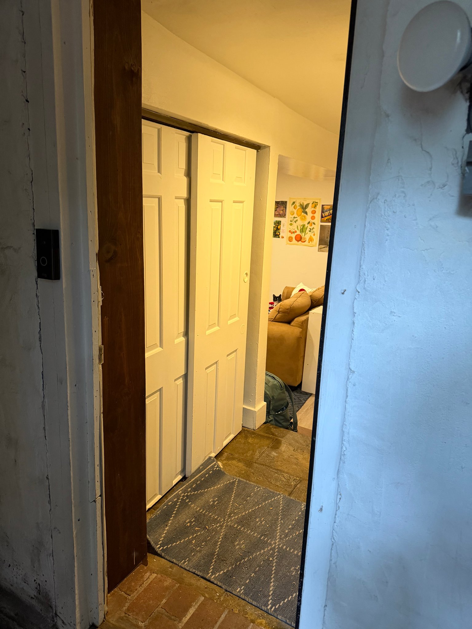 Washington Apartment: 1738 U St NW