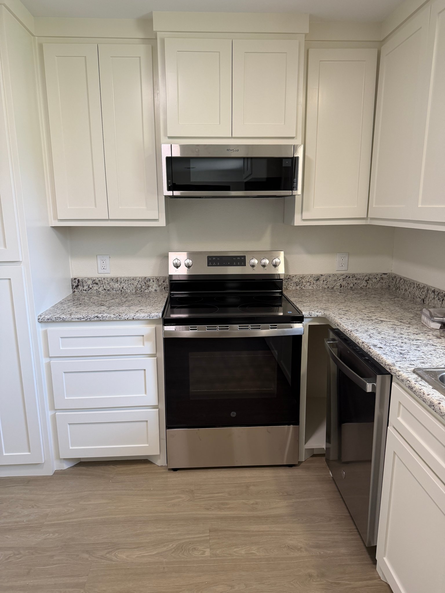 Early House: 798 Scarlet Dr