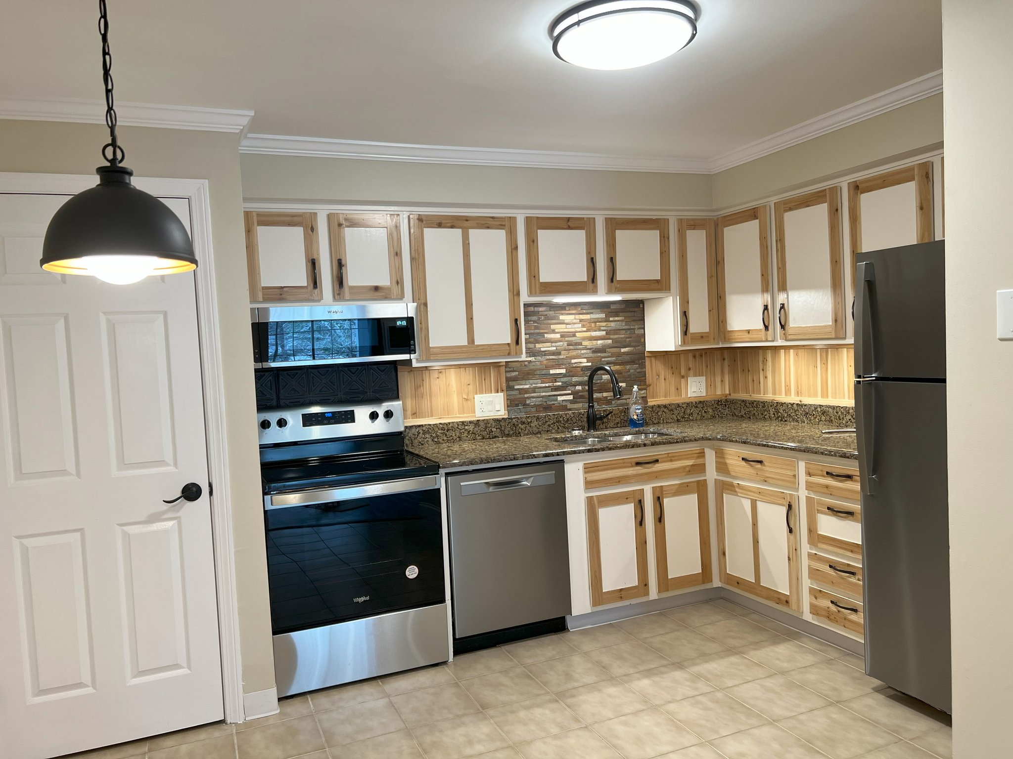 Manchester Condo: 8 Northbrook DR