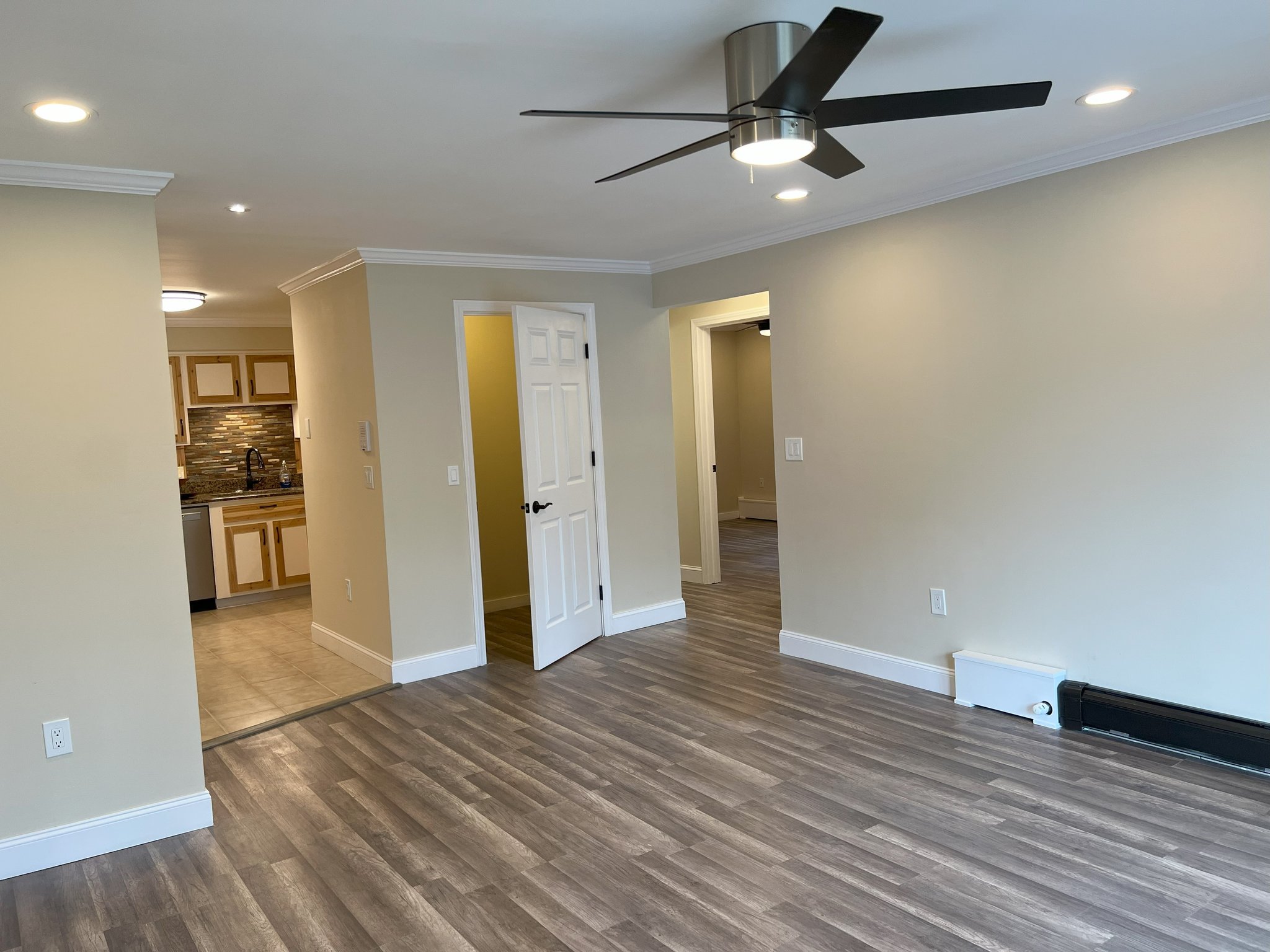 Manchester Condo: 8 Northbrook DR