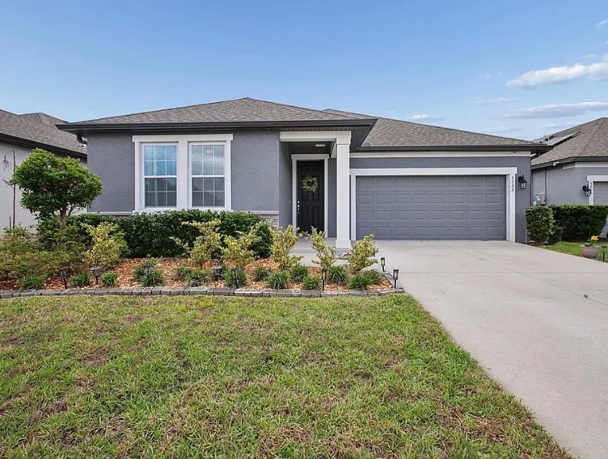 Saint Cloud House: 5732 Iron Brand Rd