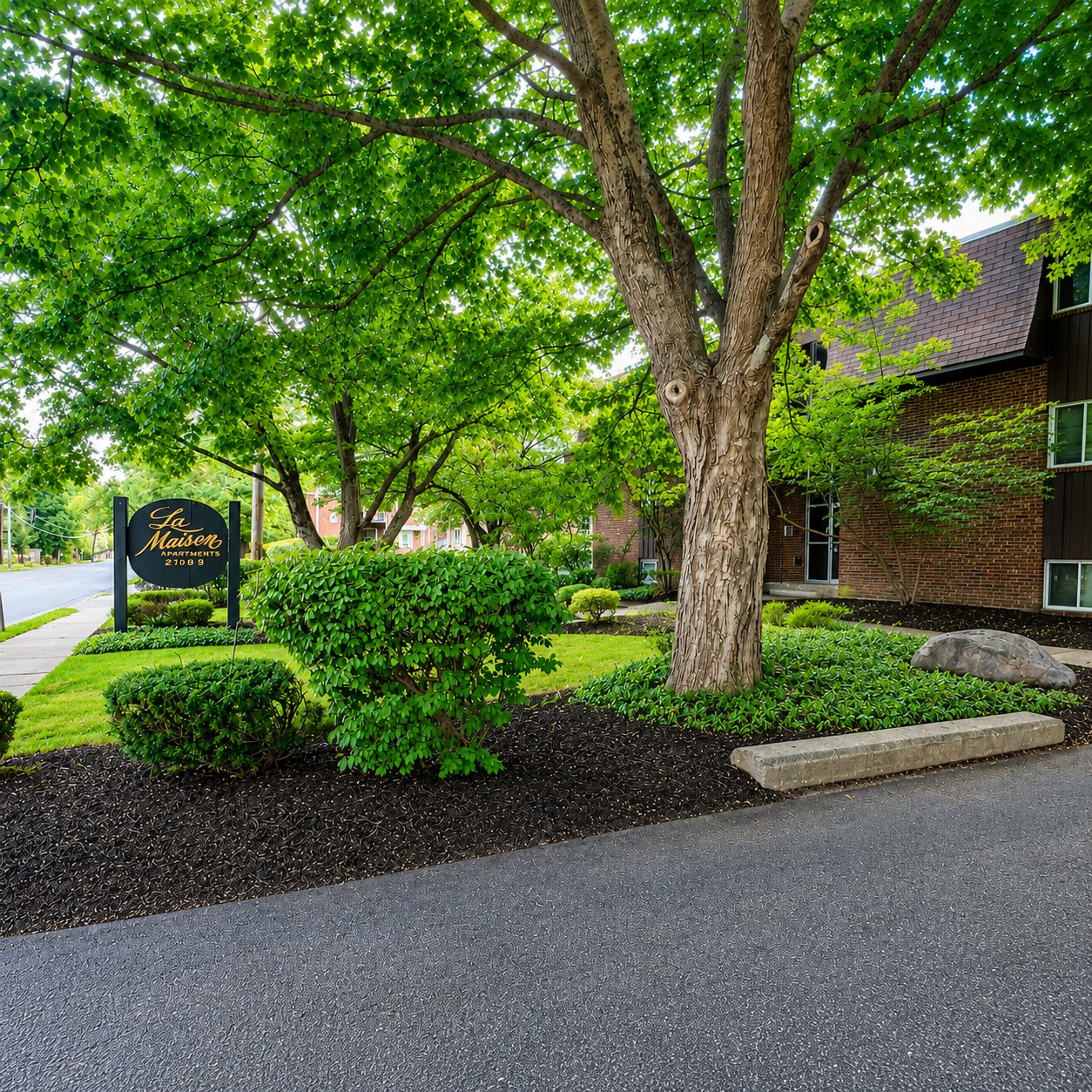 Cincinnati Other: 2065 Sutton Avenue