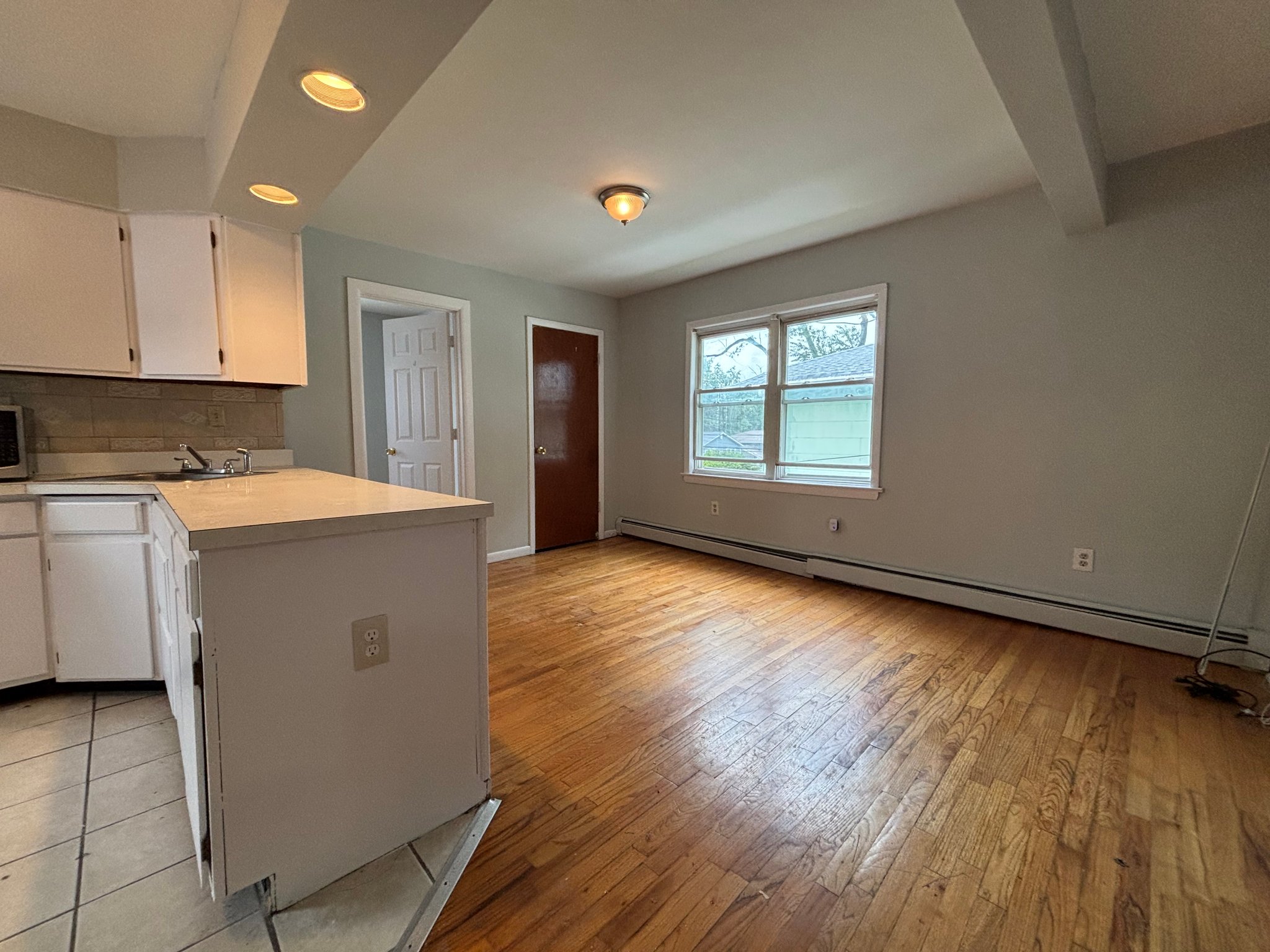 Roselle Multiplex: 226 Gordon St