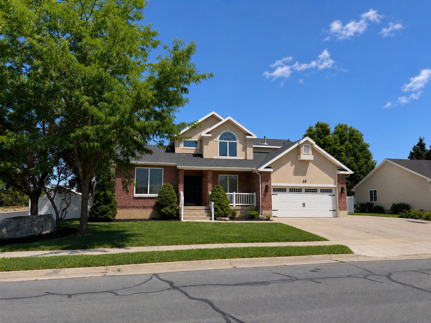 Kaysville House: 48 W 950 S