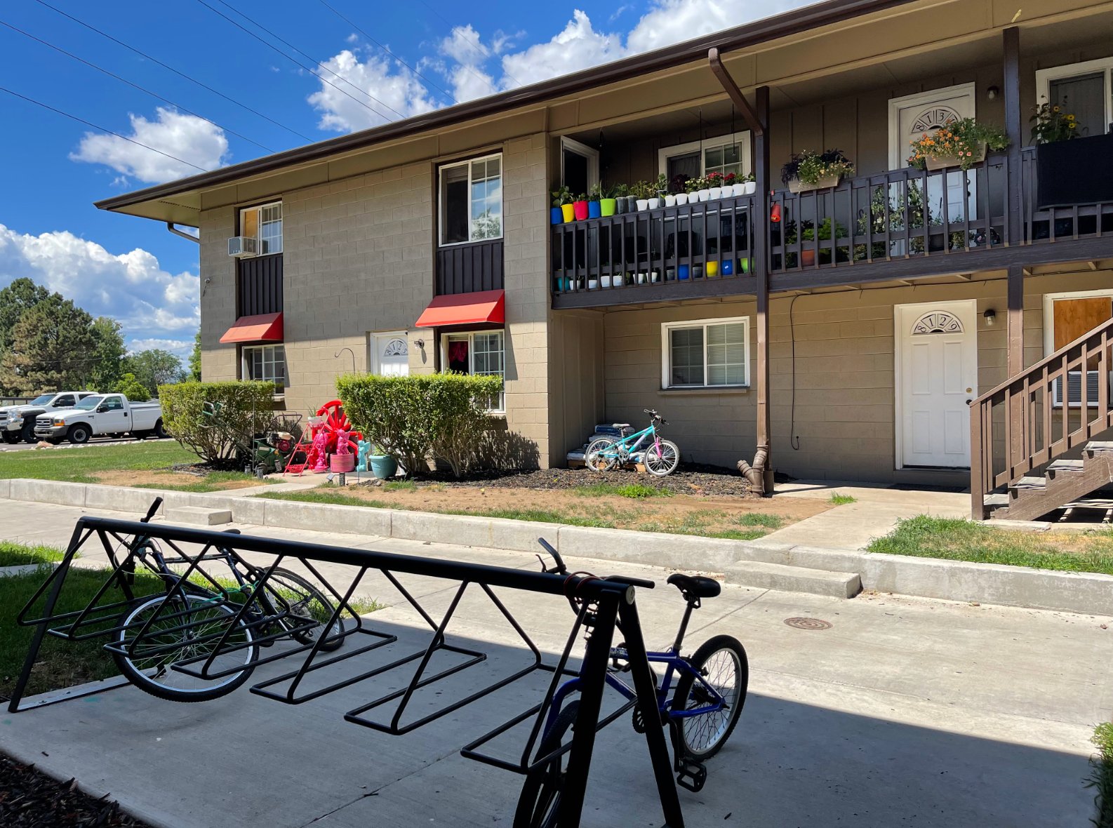 Lakewood Apartment: 8101-8195 W. 9th Ave