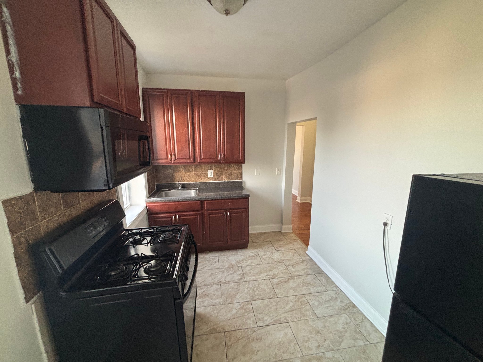 Jersey City Apartment: 162 Bergen Ave
