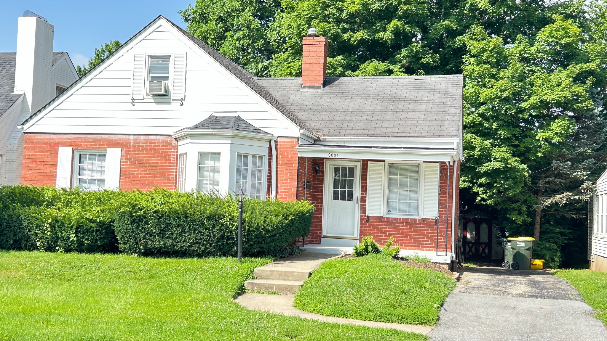 Louisville House: 3004 Spencer Ave