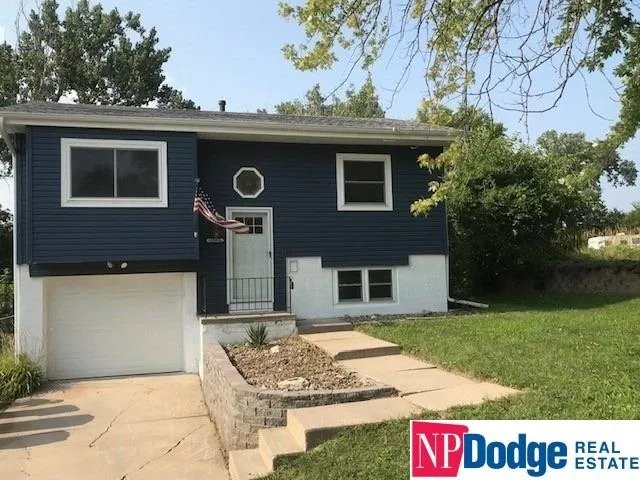 Bellevue House: 2702 Bryan Ave