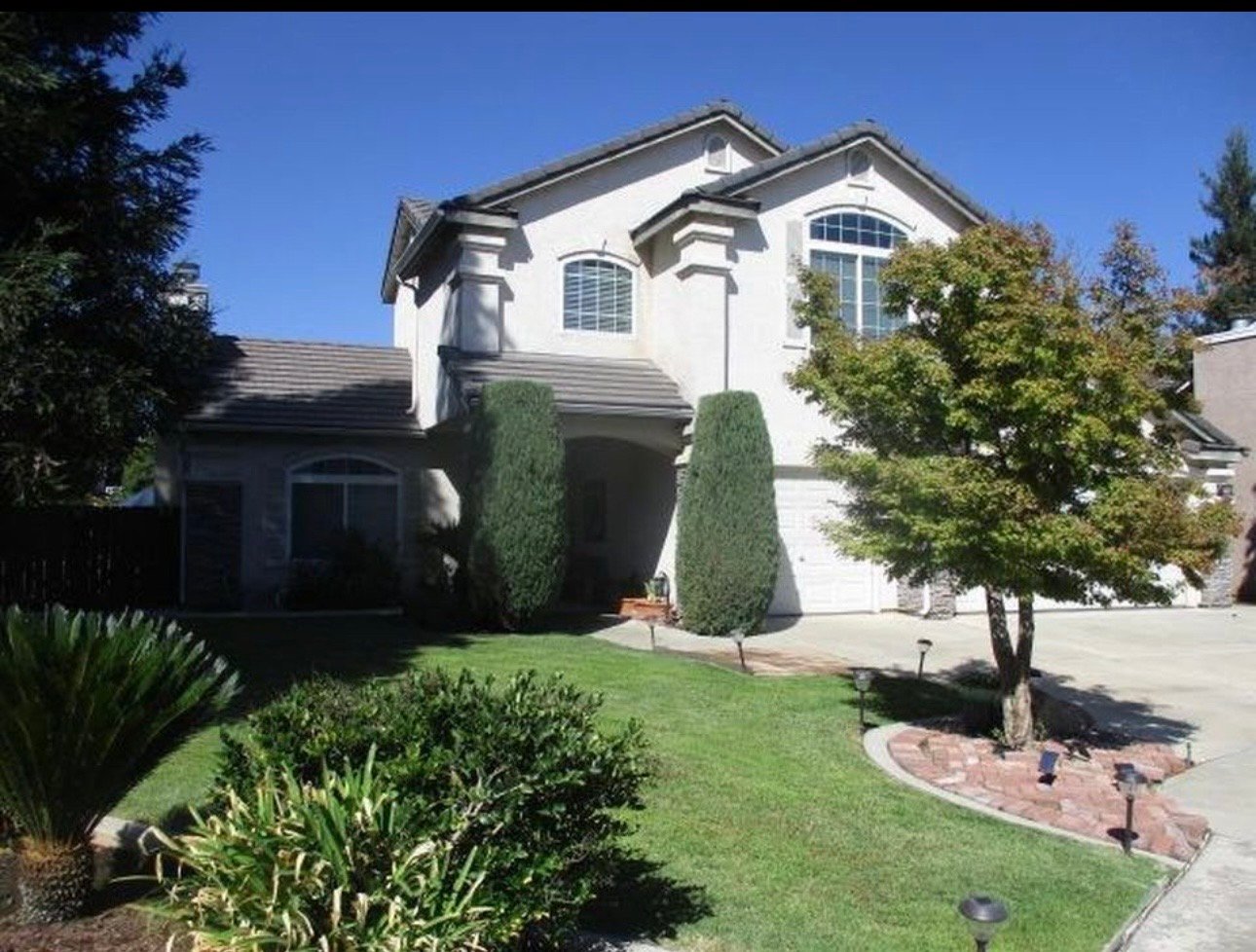Fresno House: 2642 E. Revere Rd,