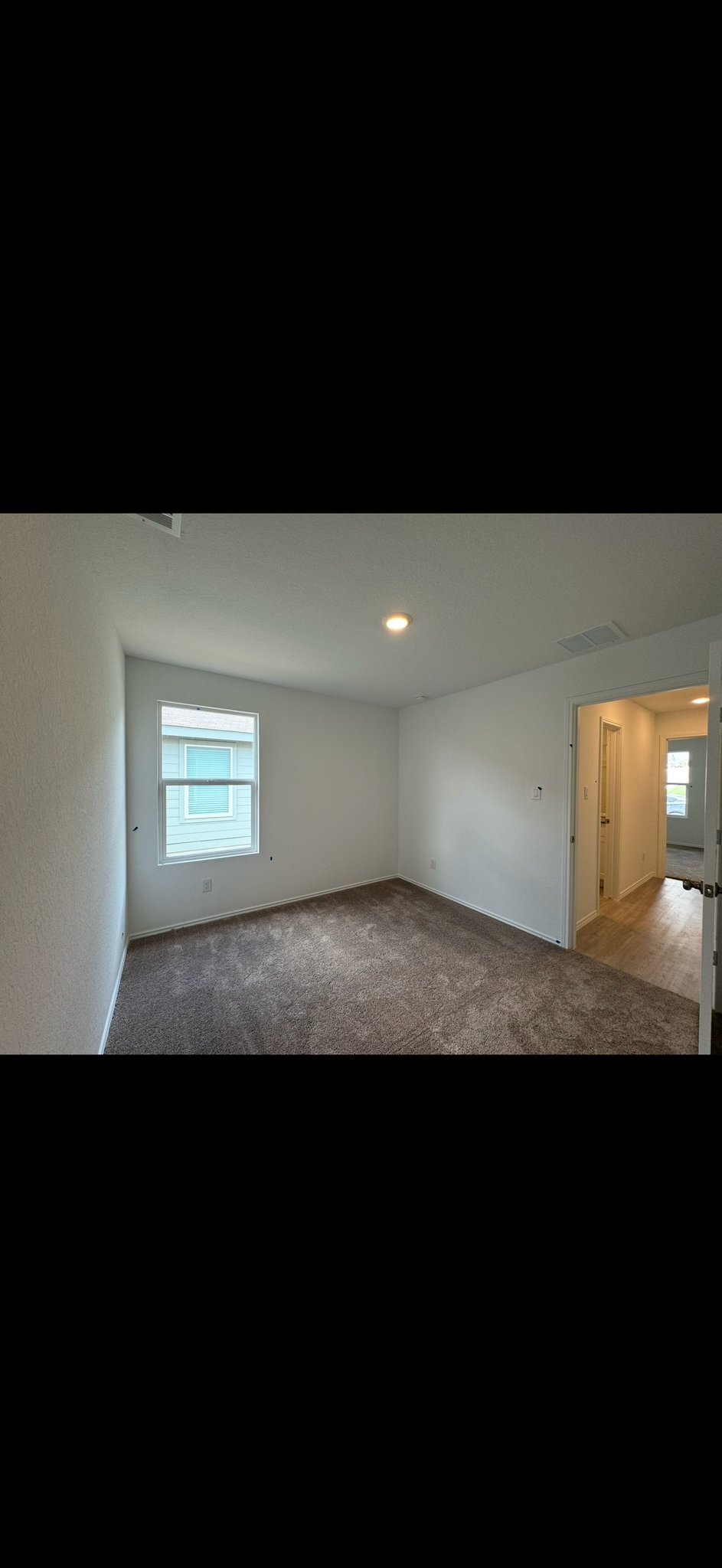 Saint Hedwig Single Room: 12908 Thyme Pass