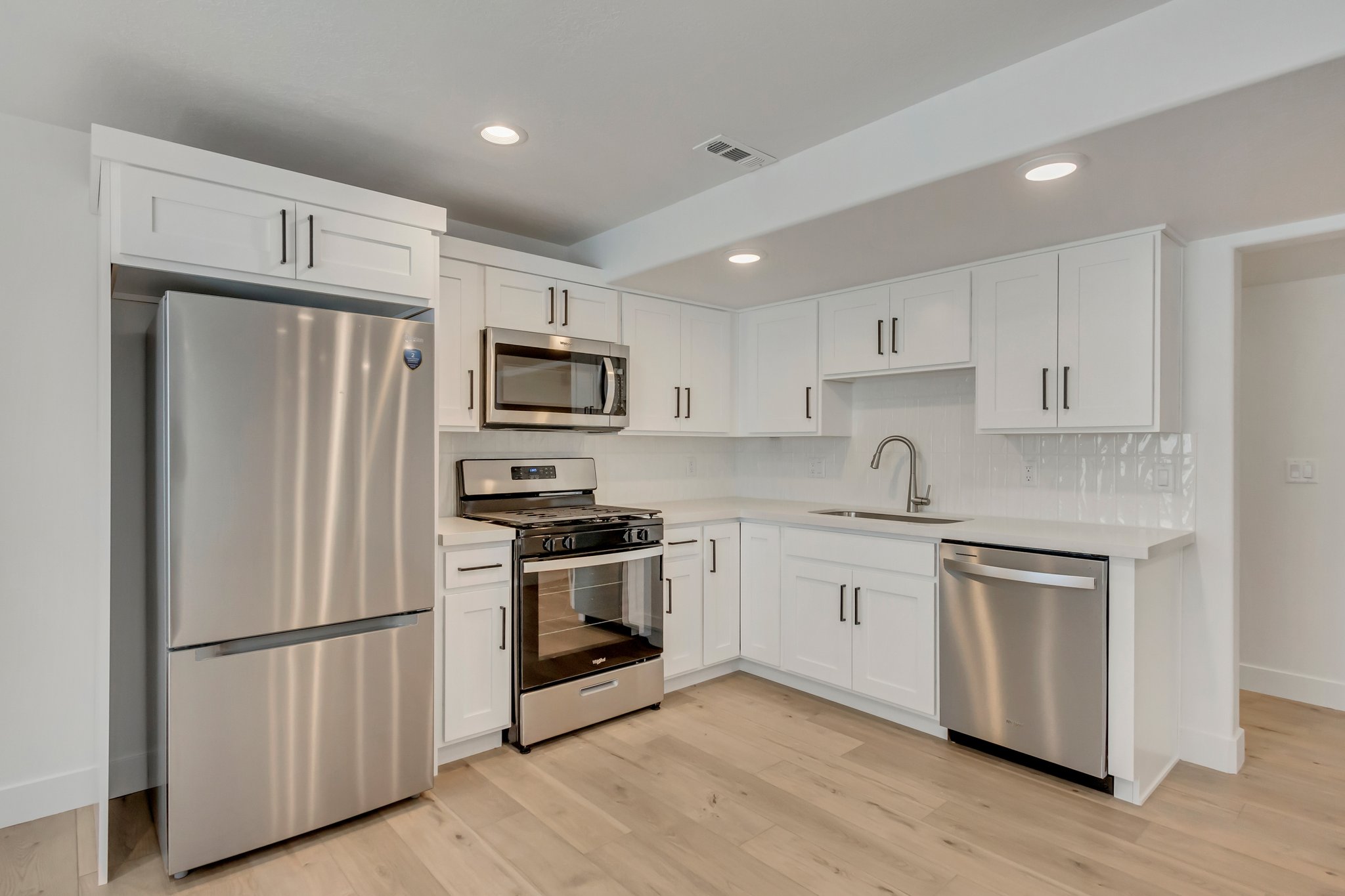 Saratoga Springs Apartment: 1241 S Boxelder Dr