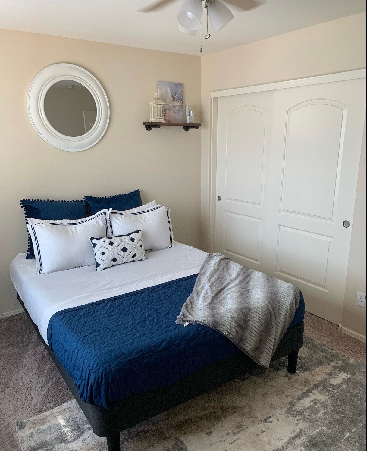Casa Grande Single Room: 1330 E Samuel St