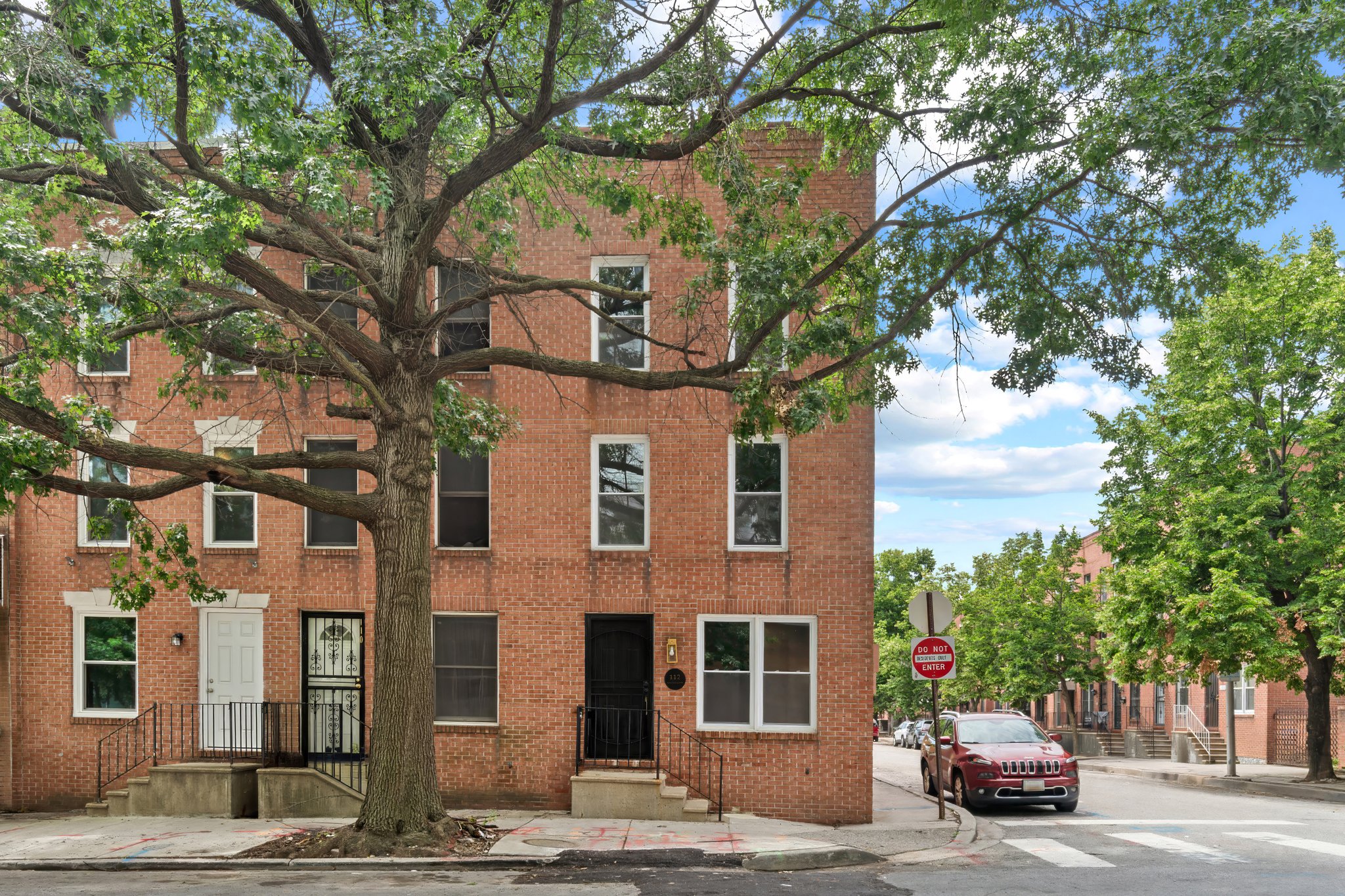 Baltimore Townhome: 112 N Schroeder St