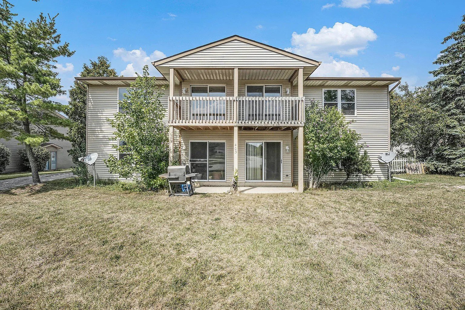 Holland Multiplex: 403 Stratford Way