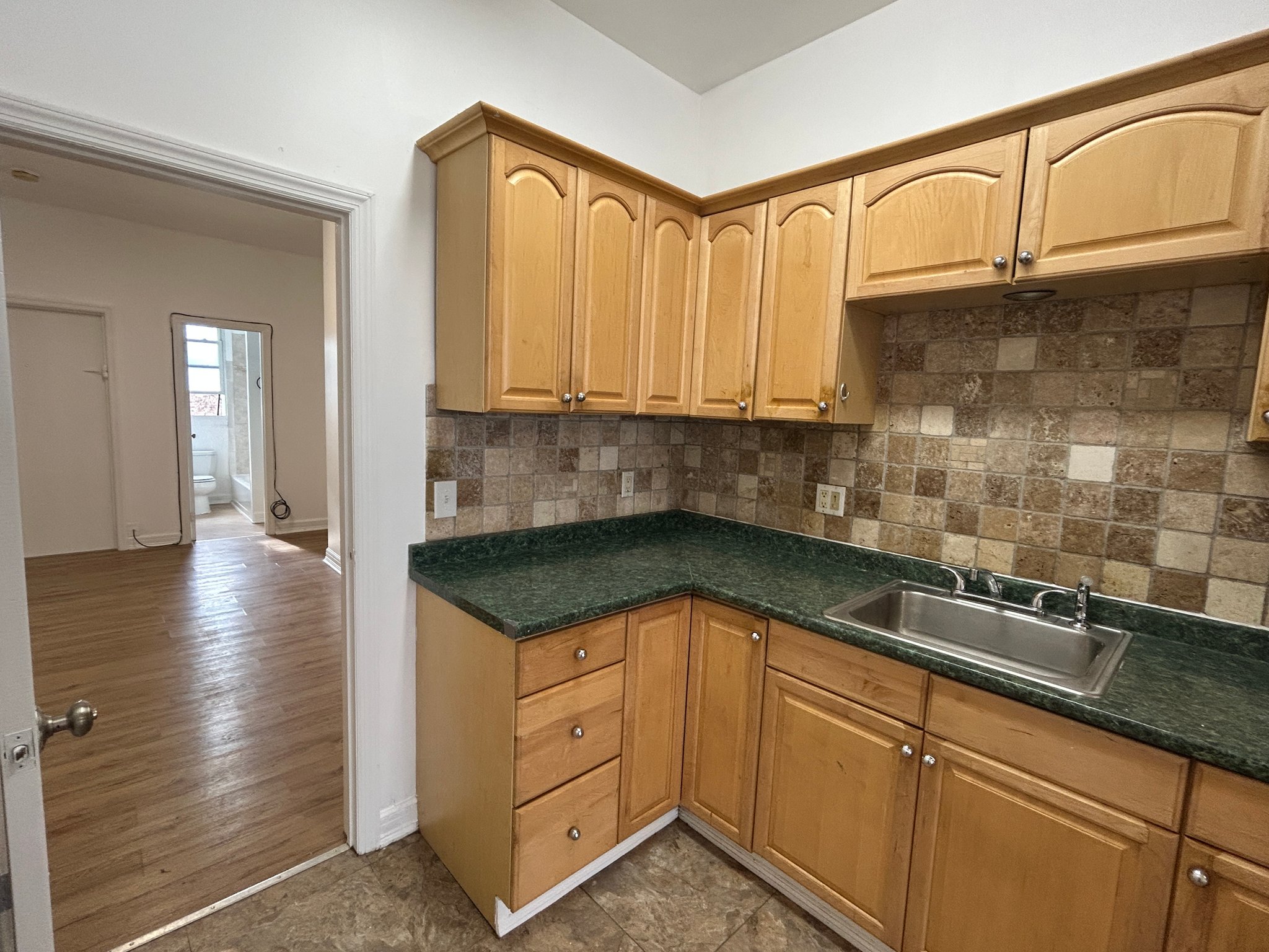 Kearny Apartment: 150 Midland Ave