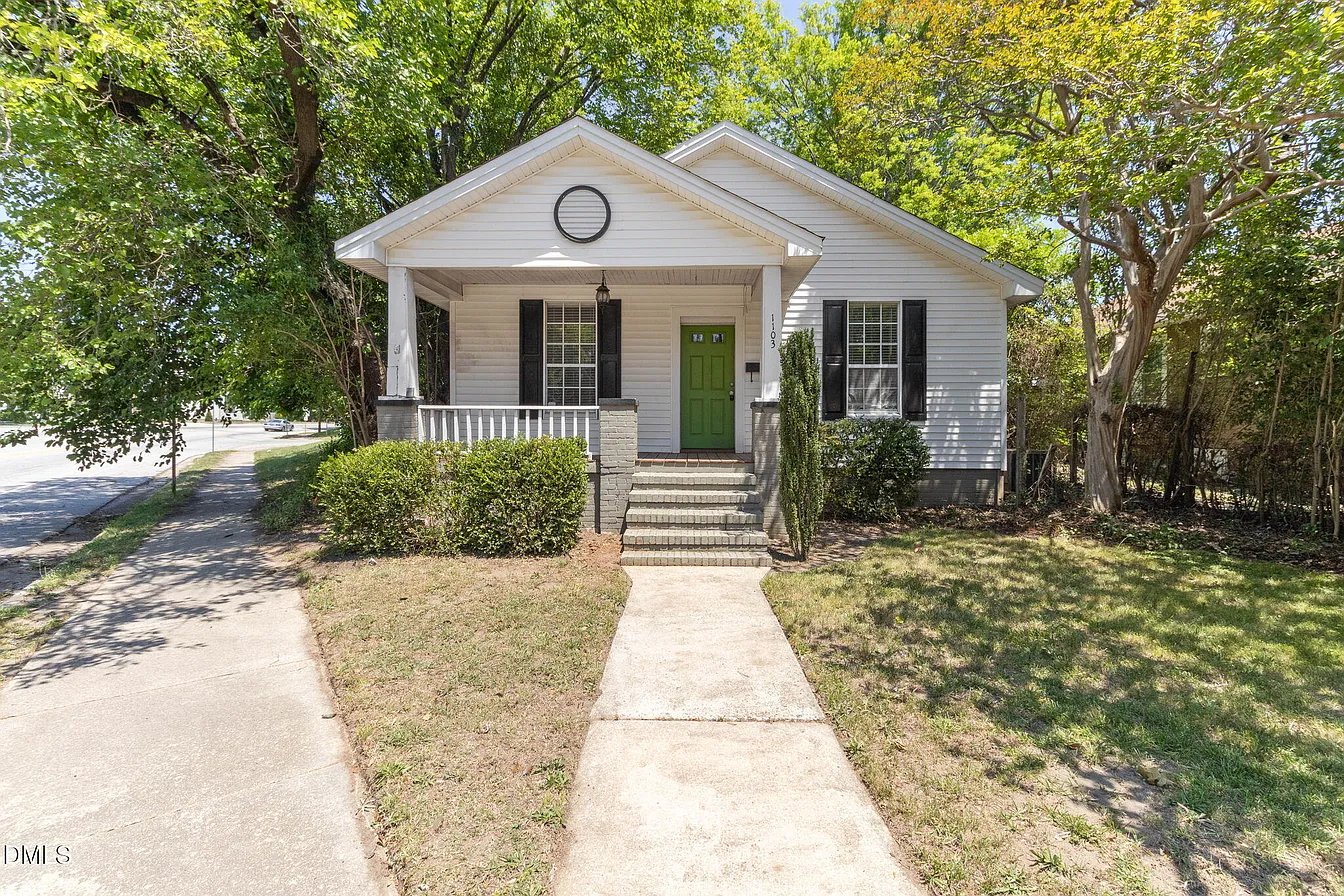 Raleigh House: 1103 Pettis Pl