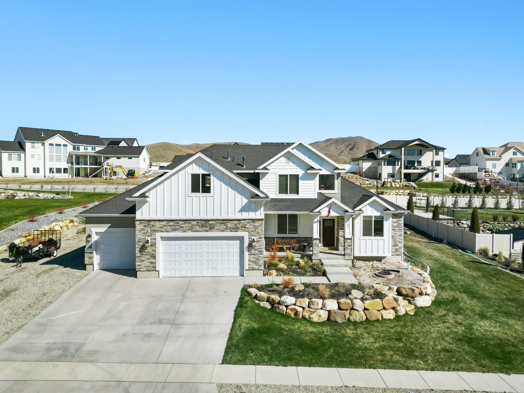 Eagle Mountain House: 2795 E Lakeside Dr