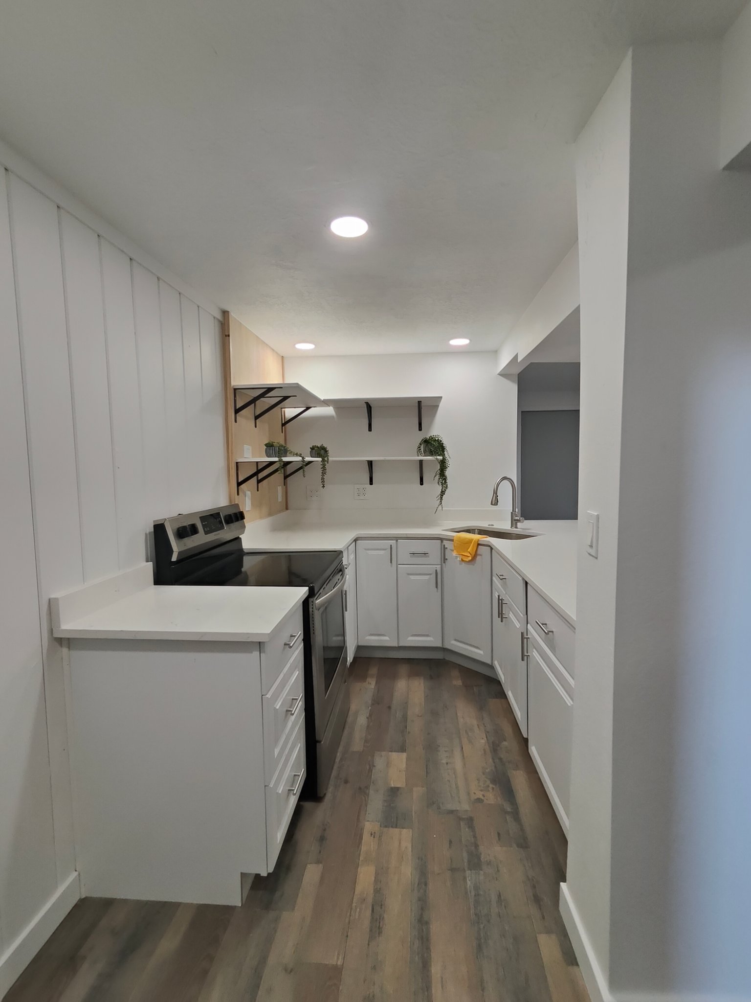 Tooele House: 8 N 100 E