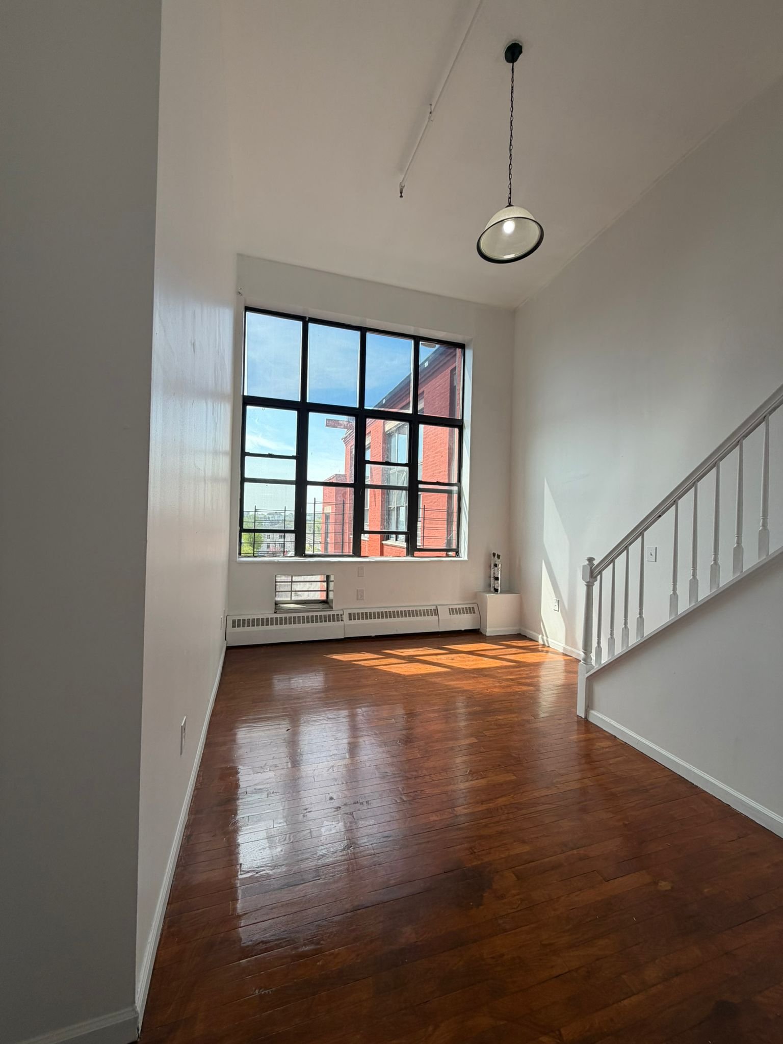 Paterson House: 220 Straight St